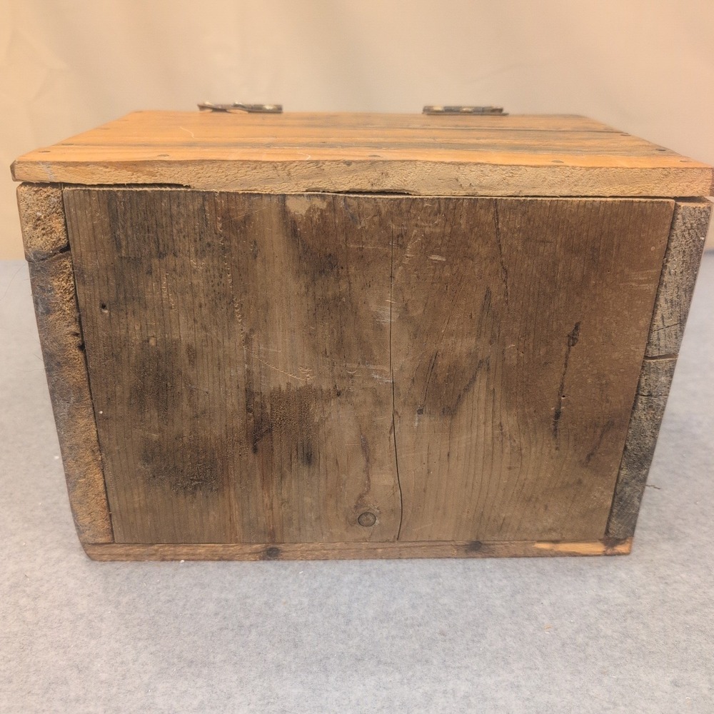 Rustic Wooden Treasure Chest Domed Lid Keepsake Box Small Storage Trunk - Picture 11 of 11